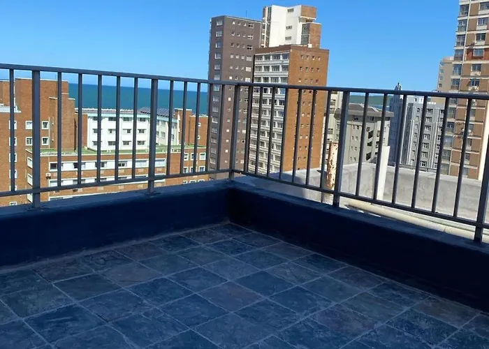 The Oceanic 1 Bedroom With Ocean Views - Self-Catering Apartment