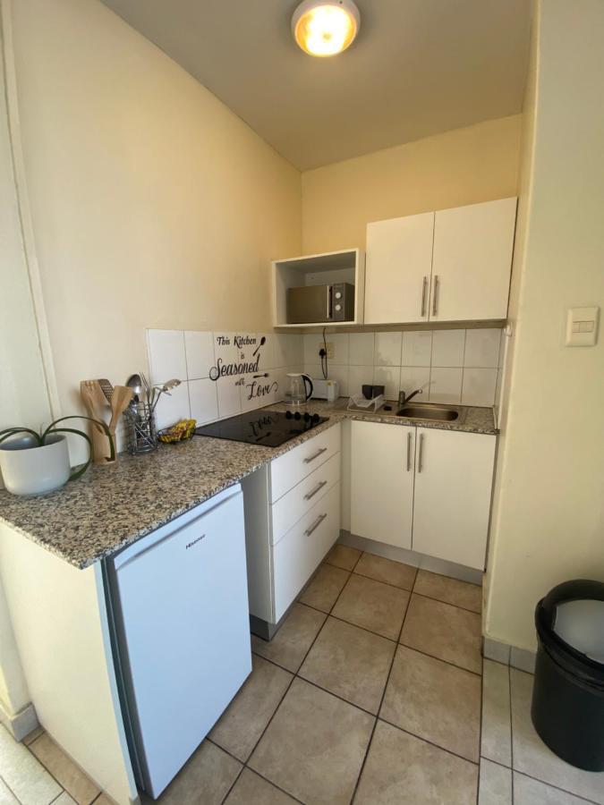 The Oceanic 1 Bedroom With Ocean Views - Self-catering Apartment *