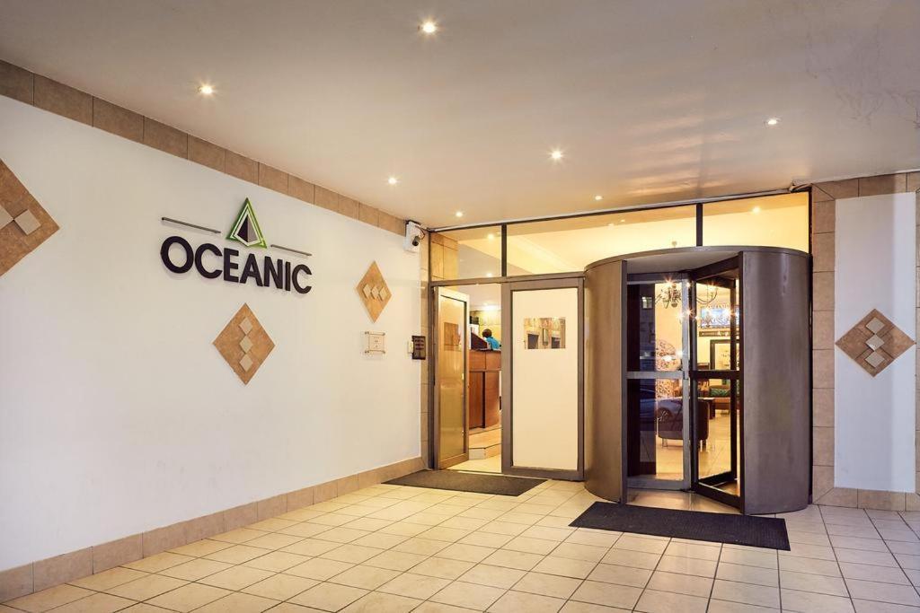 The Oceanic 1 Bedroom With Ocean Views - Self-catering *