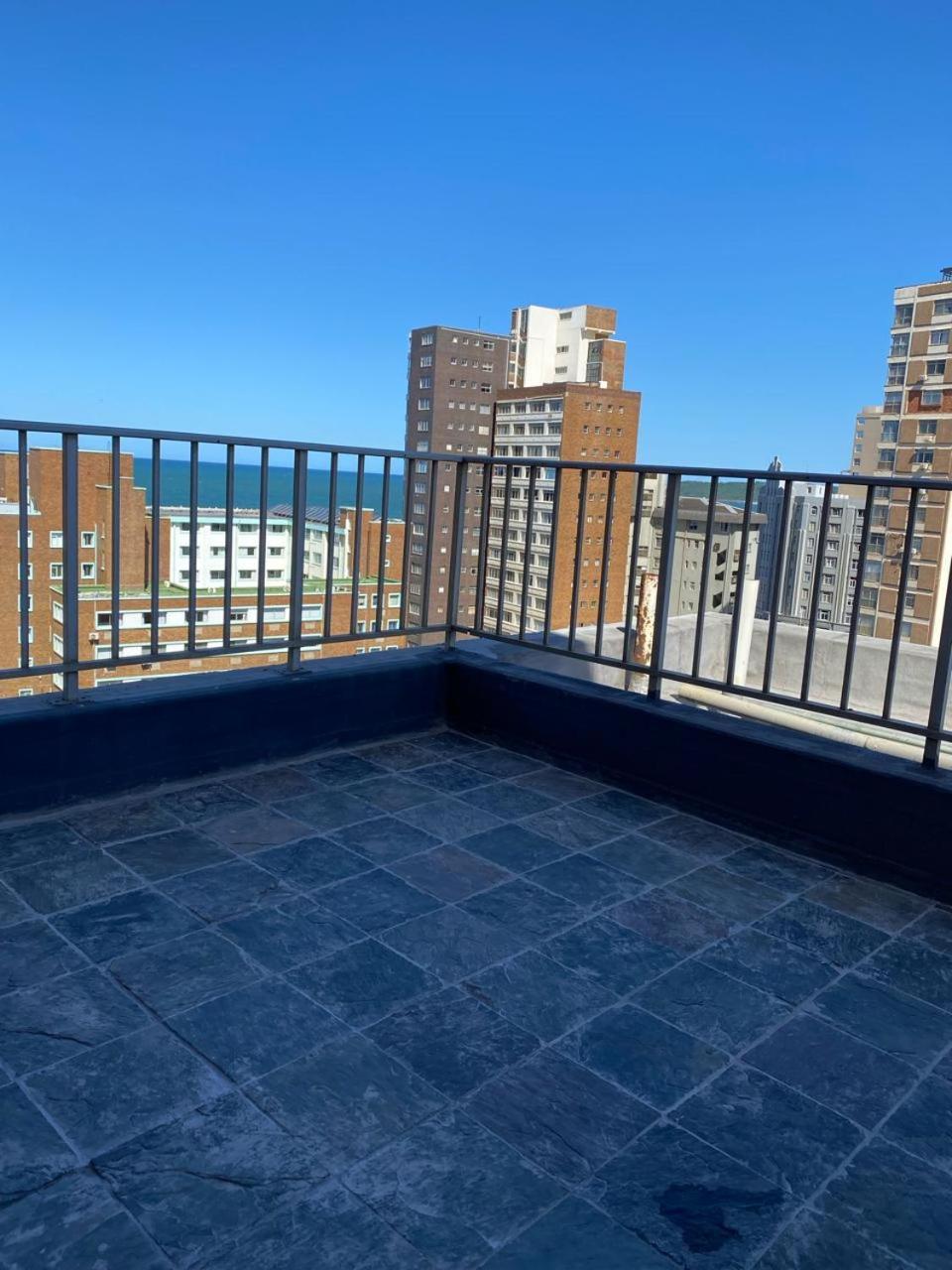 The Oceanic 1 Bedroom With Ocean Views - Self-catering *